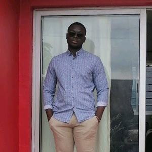 Meet your Posher, Yann othniel